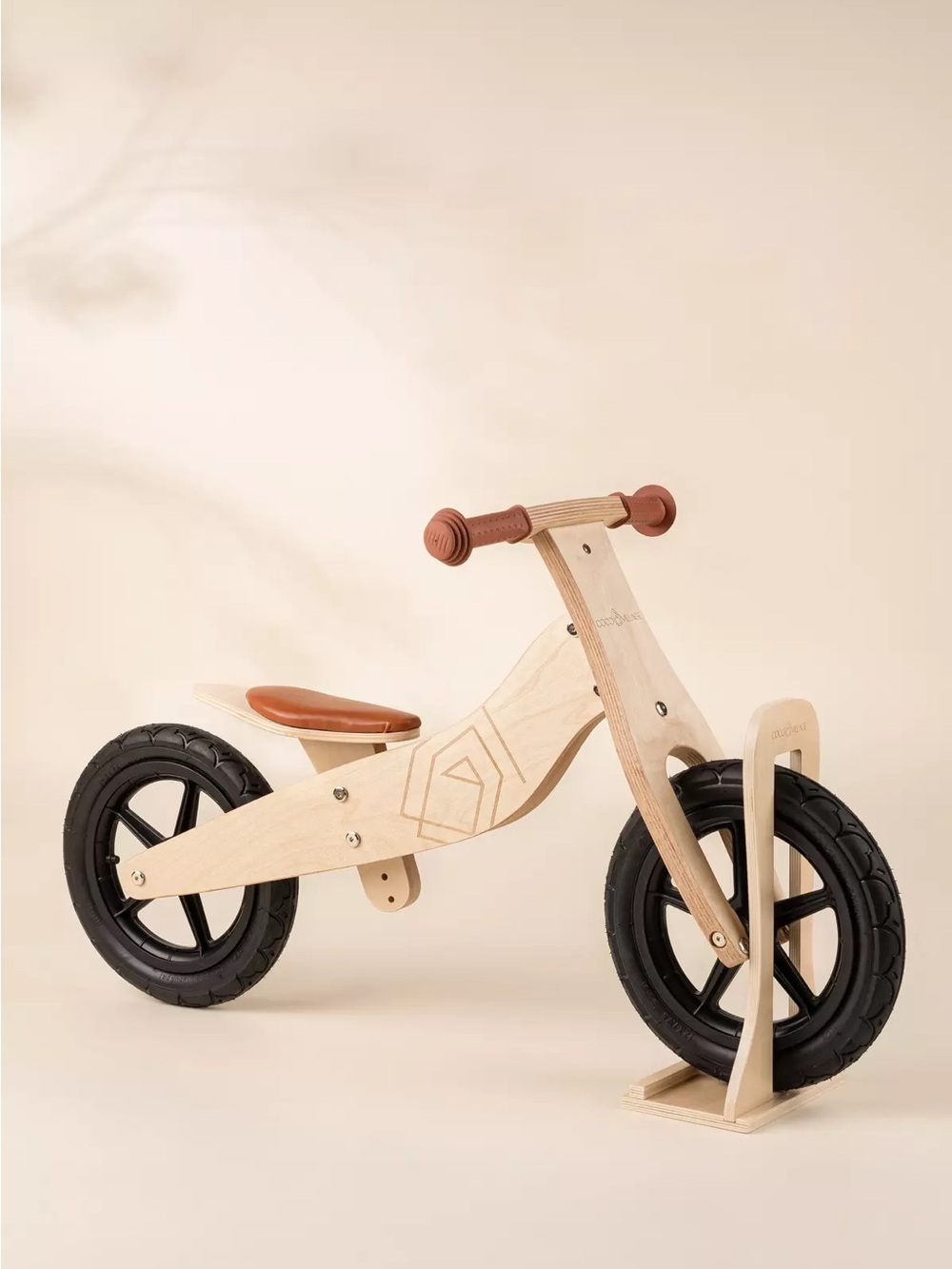 NIB $90 COCO VILLAGE
GRANDE - BALANCE BIKE - COCO RETRO